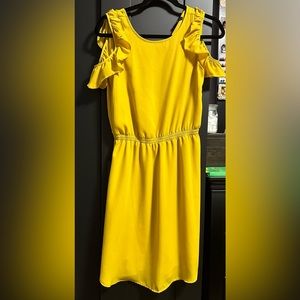 RW&CO open shoulder yellow dress - 5 for $25 for items marked with ⭐️